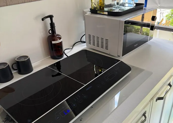 Casa Al Mare Mattia Apartment *