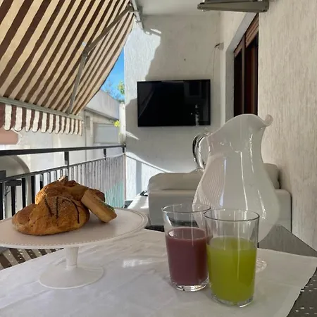 Casa Al Mare Mattia דירה *